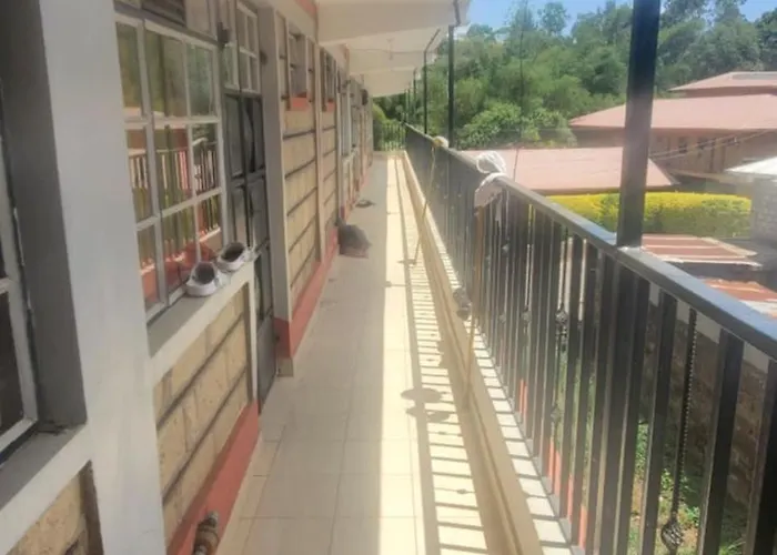 Premier Bnb Meru