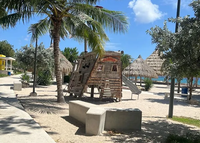 Victoria By The Sea Villa Willemstad