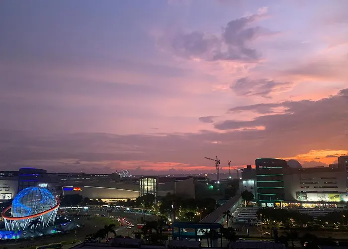 Aiza'S Place In Shell Residences Moa Manila