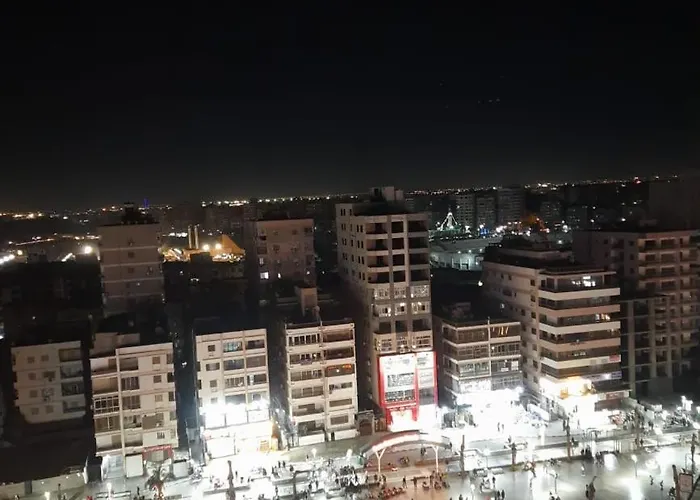 Cozy Apartment By Subway Station Cairo