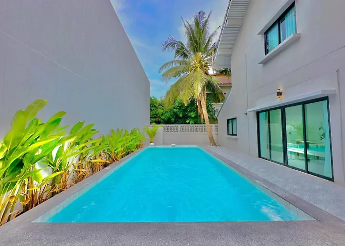 Tagvilla Bongkot Pool Villa In Pattaya 4 Bedroom