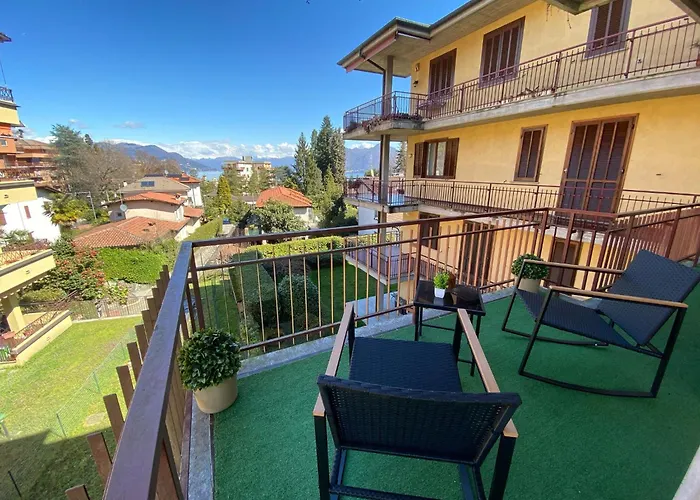 Marnhouse Stresa Lake View