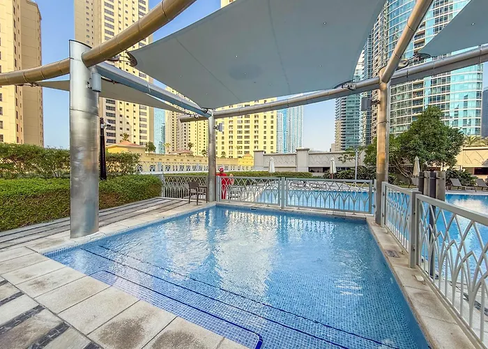 Seaview Elegance! 1-Bedroom Retreat In Marina Promenade Dubai