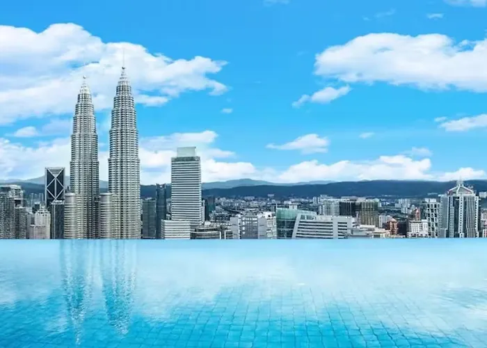 Infinitum Suites Klcc , Infinity Pool 360 View Kuala Lumpur
