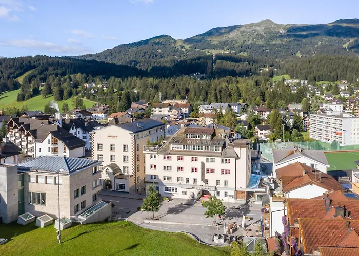 Hotel Lenzerhorn - Alpine Stay, Spa & Savour Lenzerheide