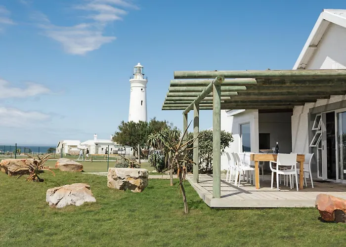 Seal Point Lighthouse Hotel Cape St. Francis