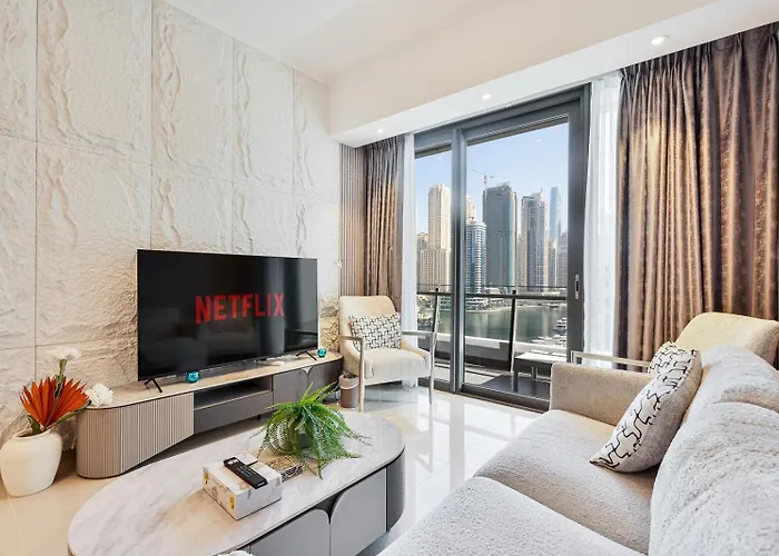 Dubai Marina View - 2Br Apt With Pool & Gym