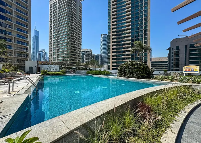 Dubai Marina View - 2Br Apt With Pool & Gym
