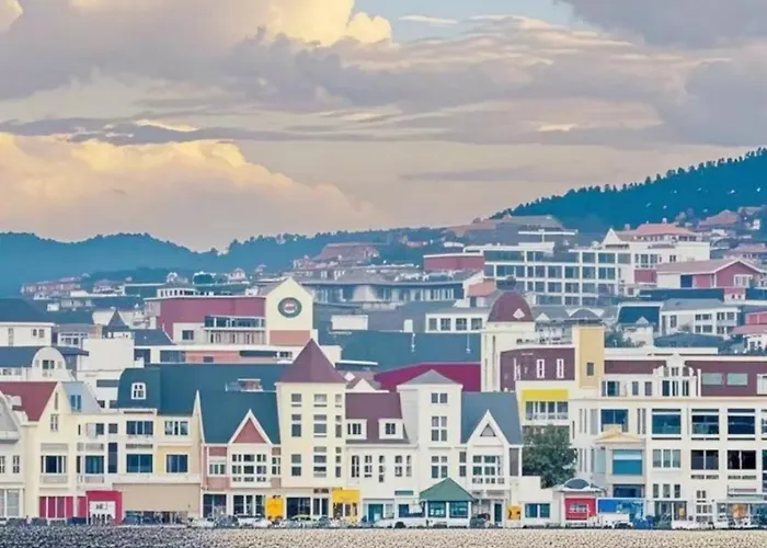Eaton Hotel Dalian Airpot & Hsr Station Jinzhou 