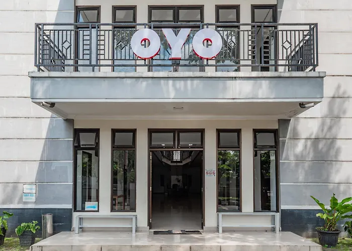 Hotel O Kambang Iwak Area Near Kambang Iwak Park Formerly Kerangga Palembang