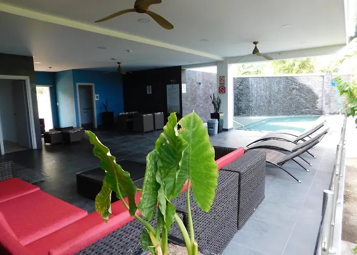 Sunset 205, Sleeps Six, Next Door To The Pool, 100M To The Beach! Jaco