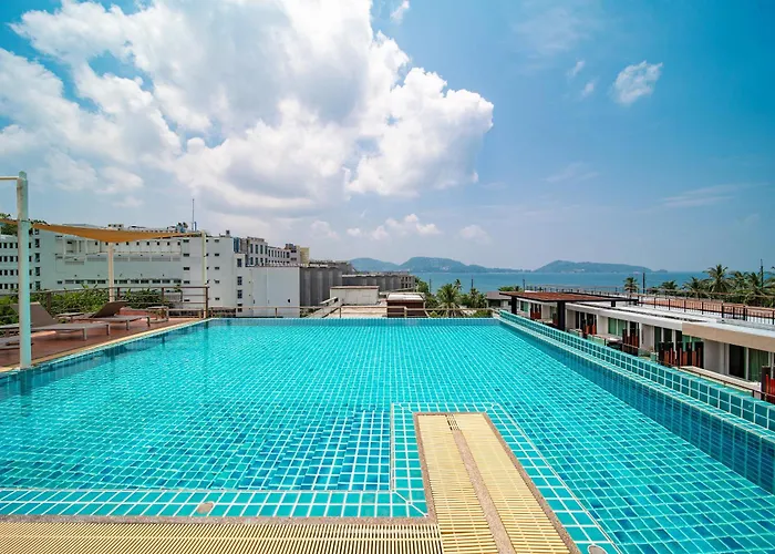 A New Experience Of Private Vacation And Work In Patong Apartment