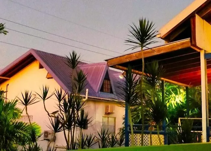 Bananaquit Tobago -Stay Near The Beach Crown Point