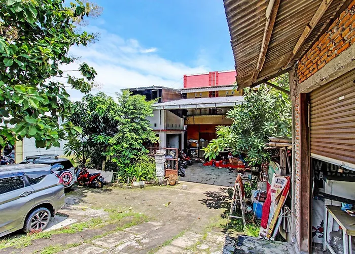 Hotel O Adinda Kost Semarang