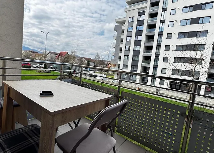 Coresi 3 Camere Top City Brasov