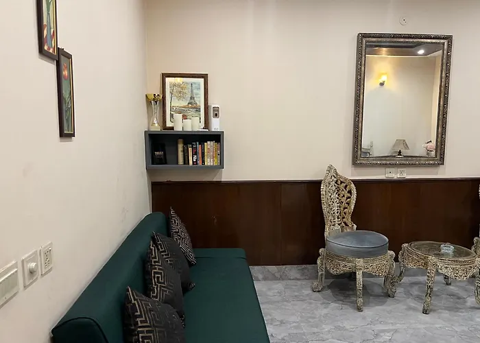 Exclusive 2Bhk Lodge In Bahria Lahore