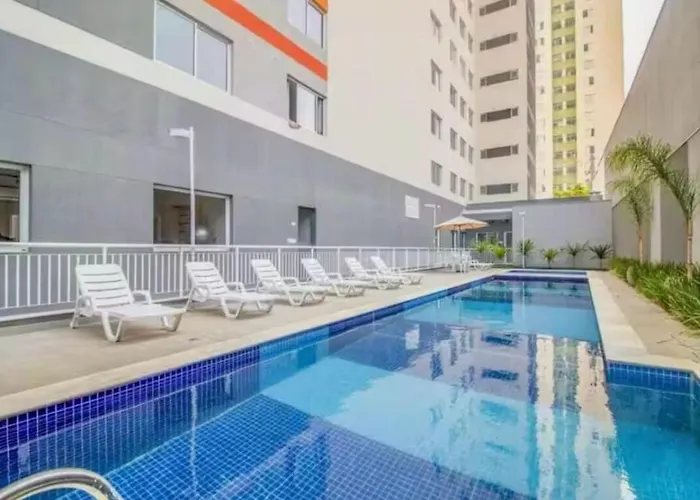 Loft Com Ar Condicionado E Piscina A 86 Metros Do Metro Bras Apartment São Paulo