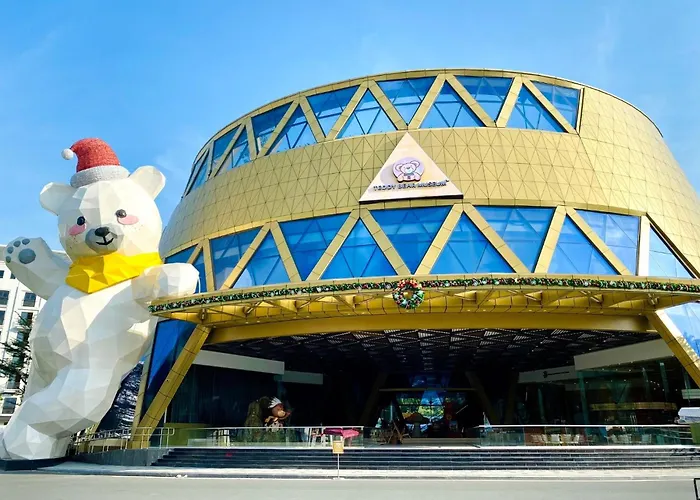 Vinholidays Fiesta Phú Quốc