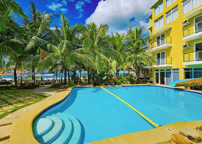 Crystal Shores Beach Resort Powered By Cocotel Morong 