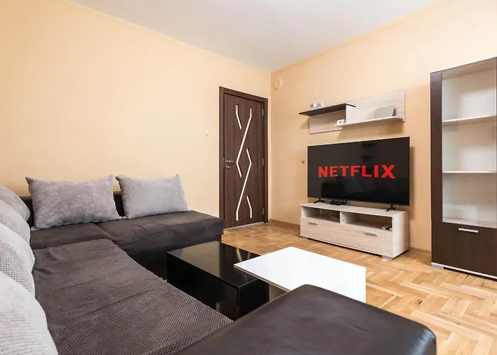 Downtown Аpartment With Free Parking Apartment Varna