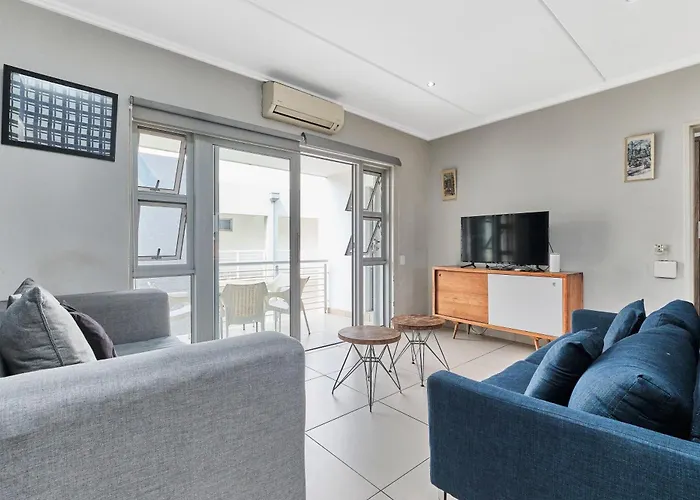 Central Sandton Stay In Spacious 2Br Apt , Close To Sandton City With Fast Wifi, Gym & Pool Johannesburg