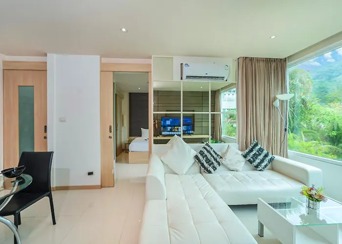 A New Experience Of Private Vacation And Work In Patong Apartment