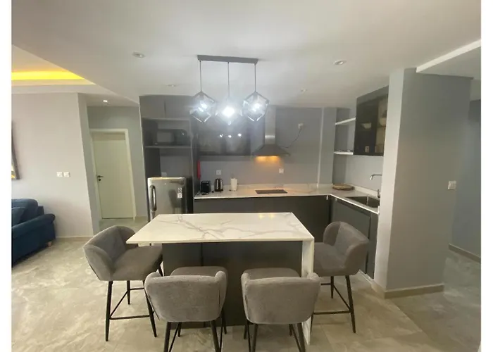 Home Xperience Luxury Apartments Limbe
