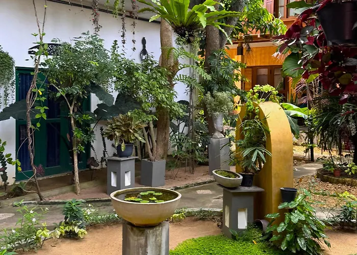 Gomez Place Negombo