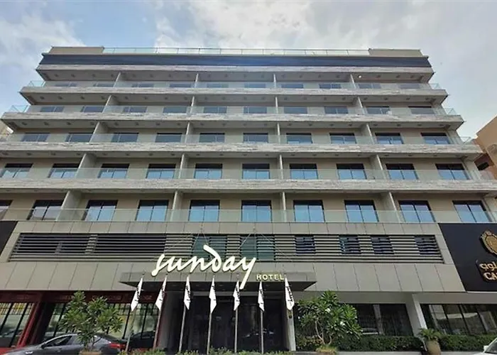 Sunday Luxury Downtown Adliya Formerly Jewel Hotel Manama