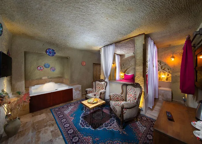 World Cave House - Hotel & Swimming Pool Ürgüp