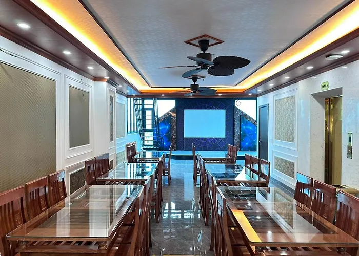 Nhat Minh Hotel Ha Long