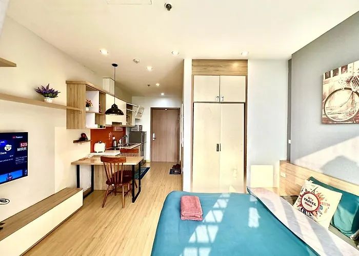 Deluxe Studio Apt In Vinhomes Green Bay With Swimming Pools, Gym And Outdoor Sports Hanoi