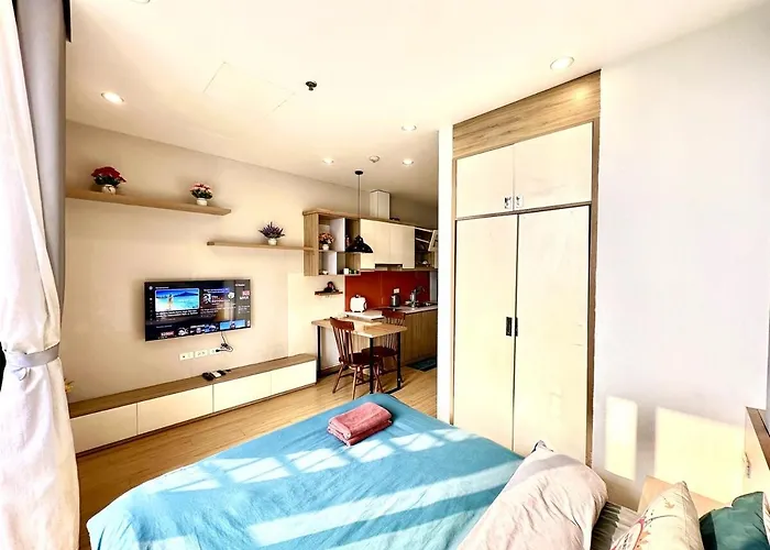 Deluxe Studio Apt In Vinhomes Green Bay With Swimming Pools, Gym And Outdoor Sports Hanoi