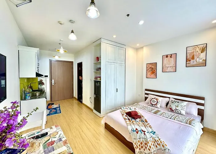 Gym, Swimming Pool, Bbq, Tennis Facilities Available For Delux Studio In City Centre Hanoi