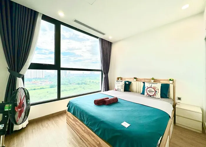 Great Amenities, Convenient Location Luxury 2 Bedroom Apt Hanoi