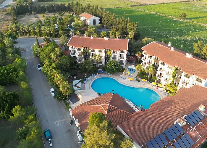 Lemas Suite Hotel Side