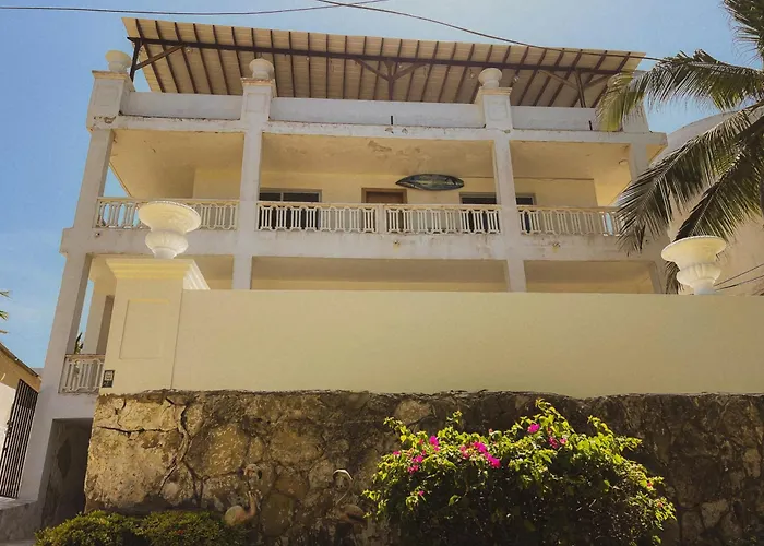 Surfer Grill, Alojamiento En Puerto Colombia, Pradomar, Habitacion Tulum