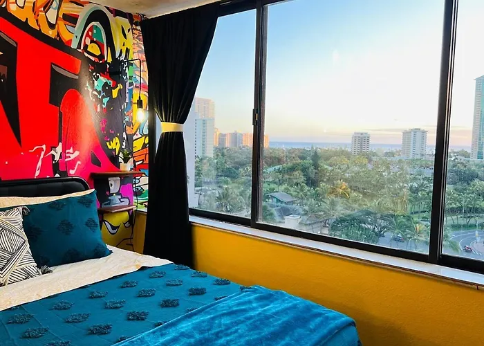 Ocean View Art Inspired Loft Apartment Honolulu
