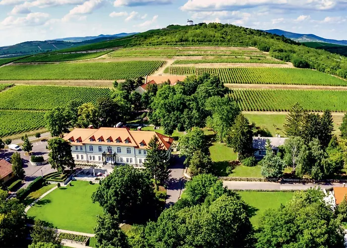 Castle Hotel Grof Degenfeld Tarcal