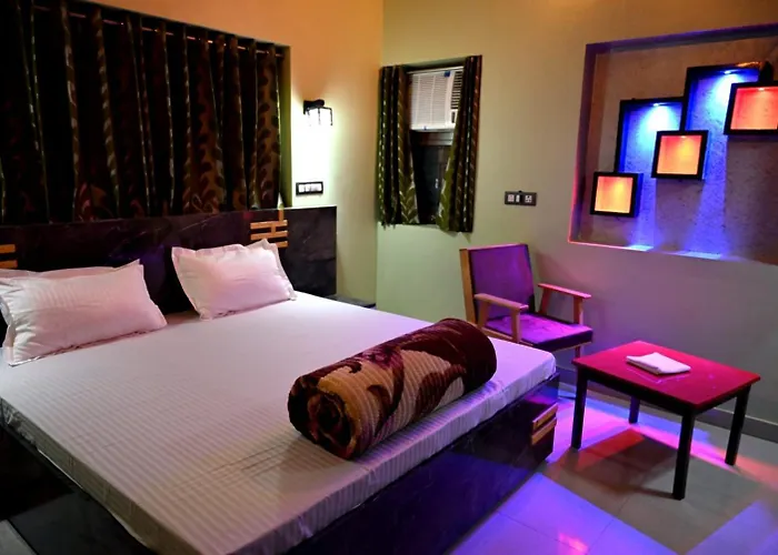 Elephant House - Studio Rooms Varanasi