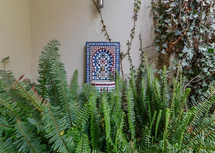Lisbon Garden Retreat Apartment