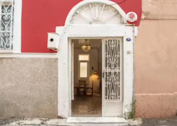 Historical Detached House In The Center Villa İzmir