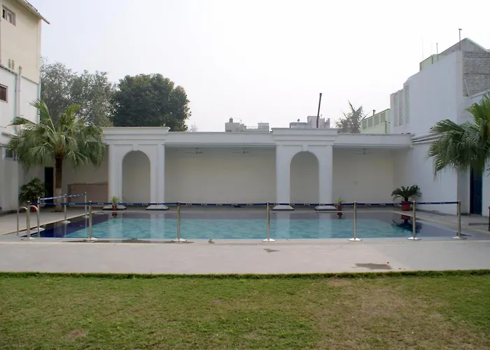 Ritz Plaza Hotel Amritsar