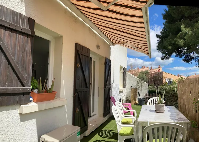 Situation Ideale - Proche Plage Et Village Naturiste - Centre Port A 2 Pas - Plain Pied, Residence Avec Parking Agde