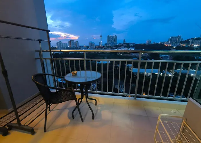 Supalai Mare 1-Bedroom Condo With Balcony & Sea View Pattaya