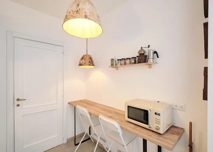 Basilica San Paolo - Luxurious Penthouse With Wi-Fi Apartment Rome