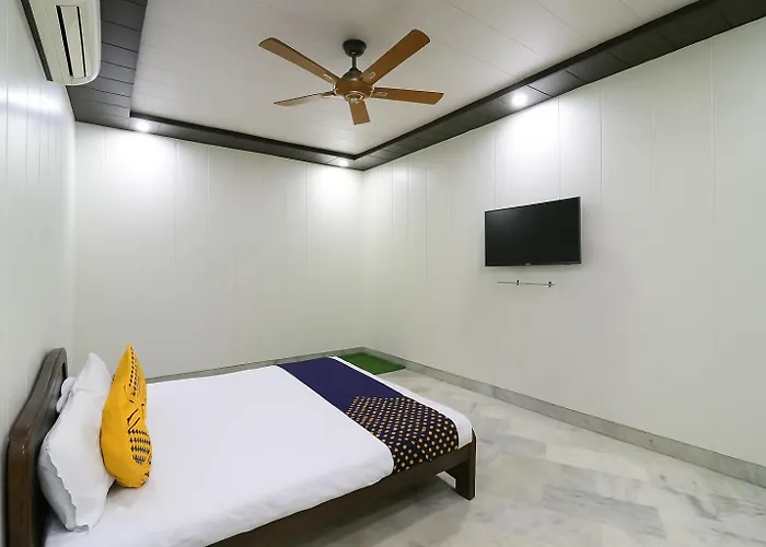 Hotel Classic Lucknow
