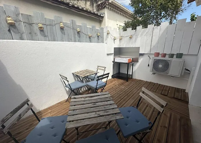 Superbe Rdc Terrasse Centre Ville Clim Wifi Saintes-Maries-de-la-Mer