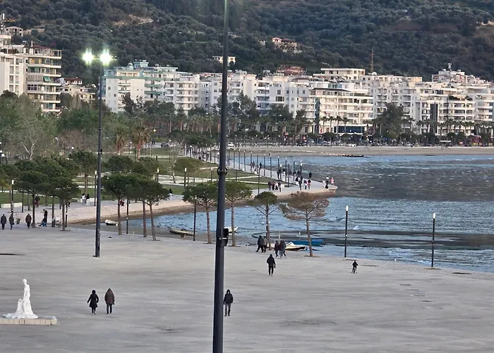 Elad Apartment In Lungomare Vlore