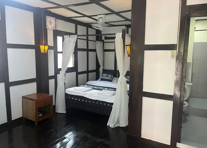 Manotemple Guest House Luang Prabang